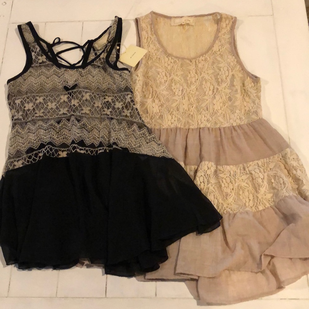 Bundle of 2 AReve tunics